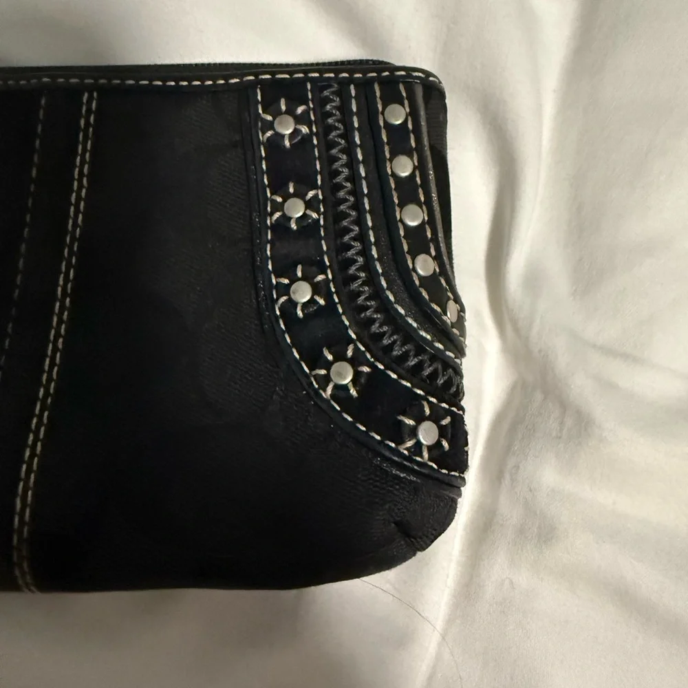 Coach Rare NWOT Studded and Embroidered Black and Cream Patterned Wristlet!